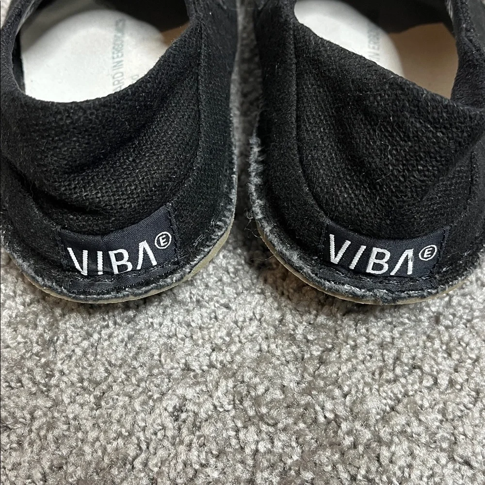 Vibae Zuma black linen constellation shoes - Picture 3 of 6